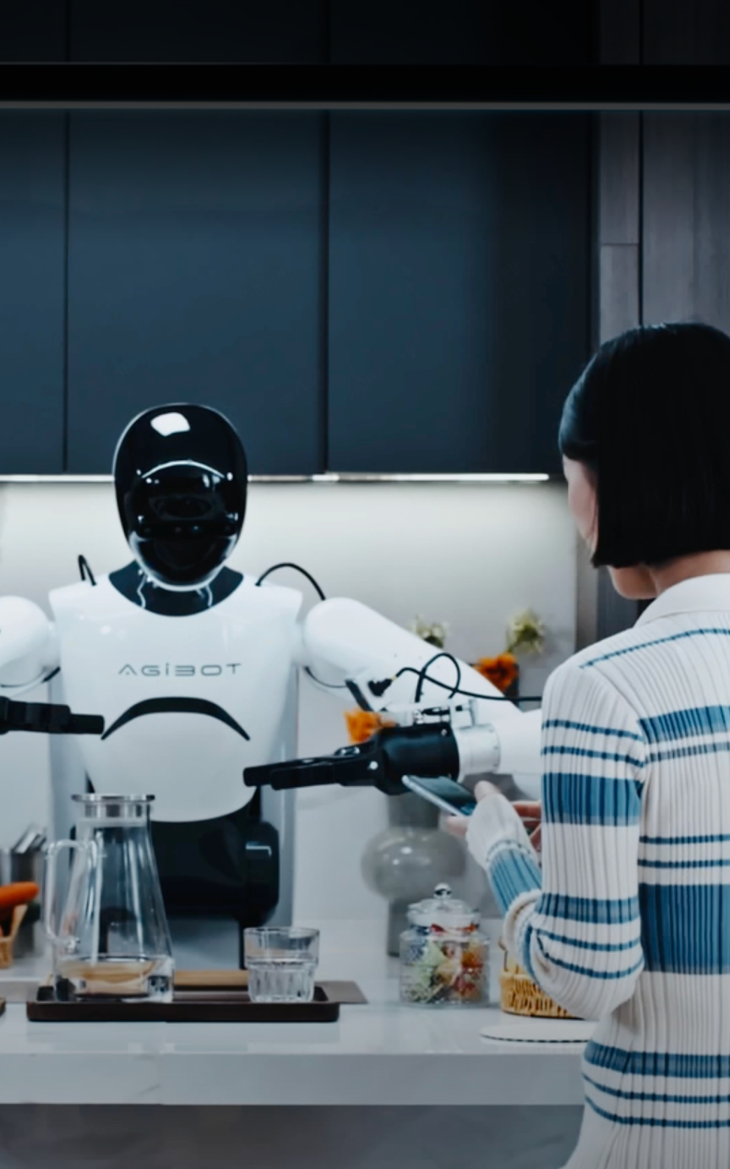 行业首款！28圈体育发布具身智能一站式开发平台Genie Studio